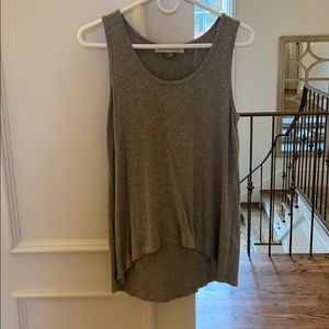 Casual grey tank top!